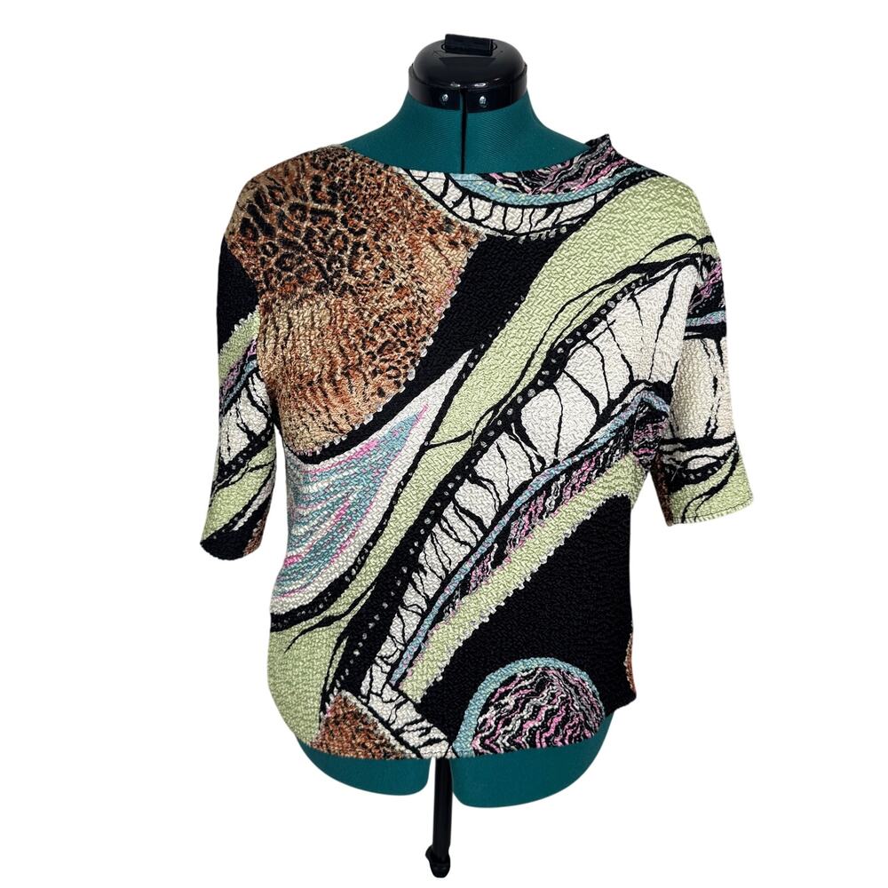 VNTG Y2K Bala Bala Bubble Crinkle Top Maximalist Abstract Leopard Popcorn Shirt